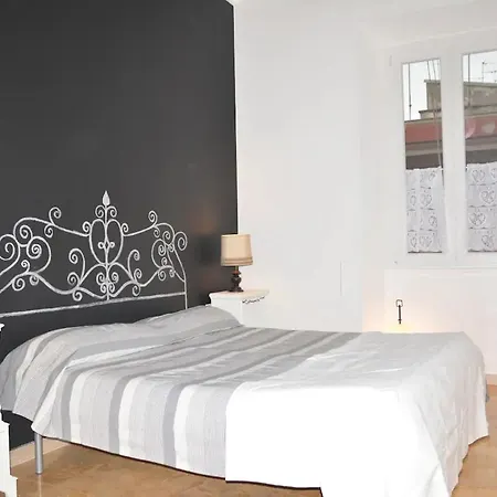 Cosy - 5 Minutes Walk From Colosseum *